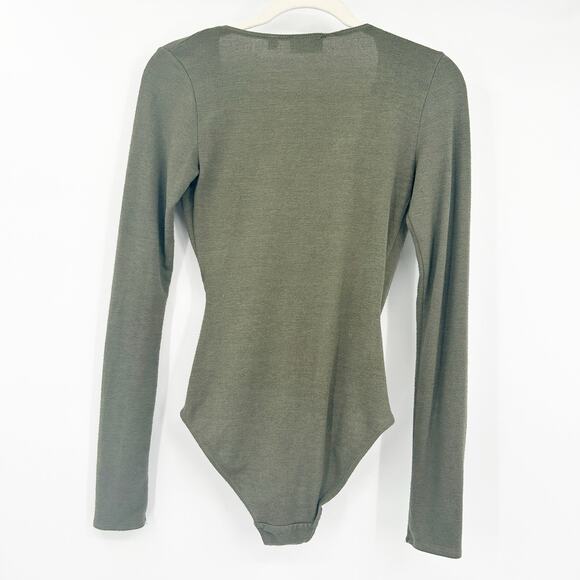 Aritzia Wilfred Free Fall Hari Alligator Green Faux Wrap Long Sleeve Bodysuit S - Picture 4 of 4